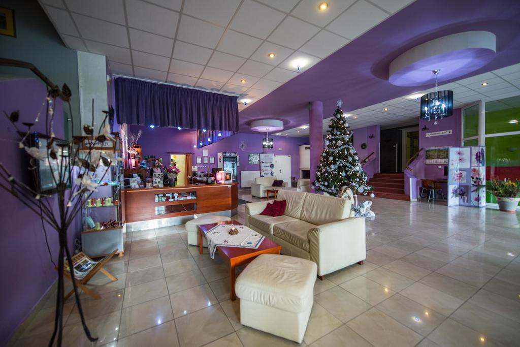 Plejsy Otel Krompachy Dış mekan fotoğraf