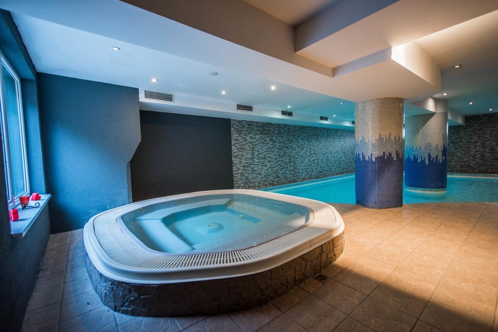 Plejsy Otel Krompachy Dış mekan fotoğraf