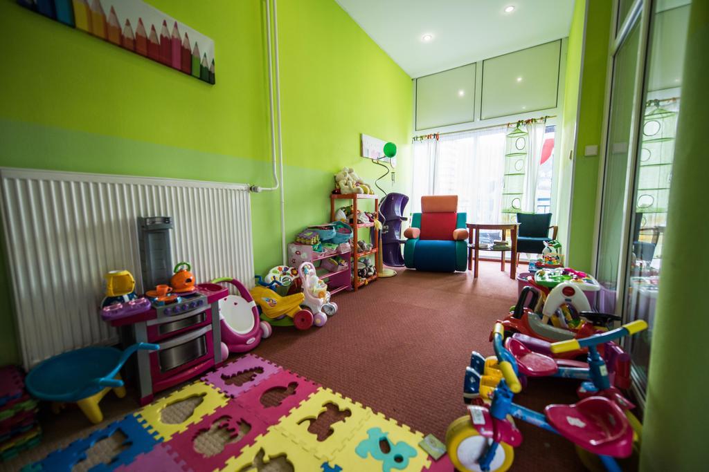 Plejsy Otel Krompachy Dış mekan fotoğraf