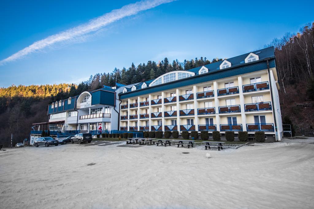 Plejsy Otel Krompachy Dış mekan fotoğraf