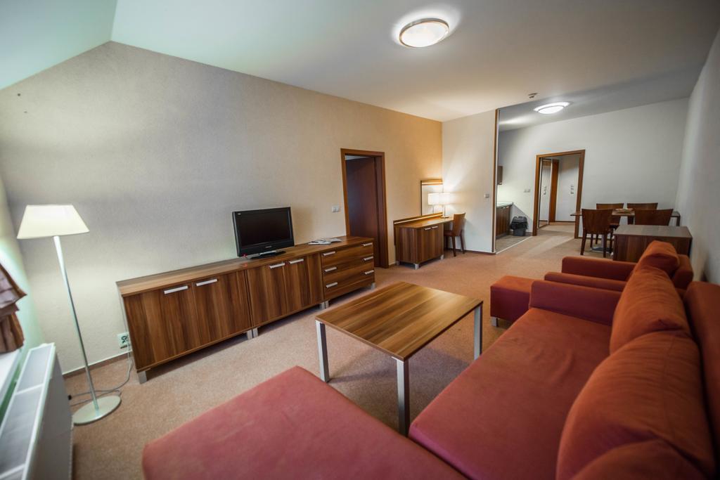 Plejsy Otel Krompachy Dış mekan fotoğraf