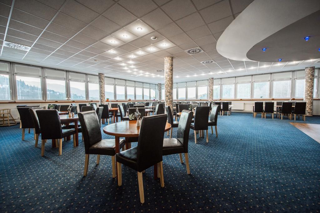 Plejsy Otel Krompachy Dış mekan fotoğraf