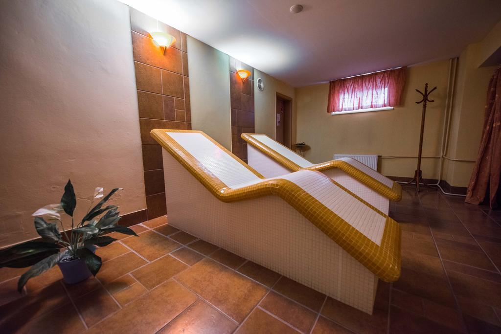 Plejsy Otel Krompachy Dış mekan fotoğraf
